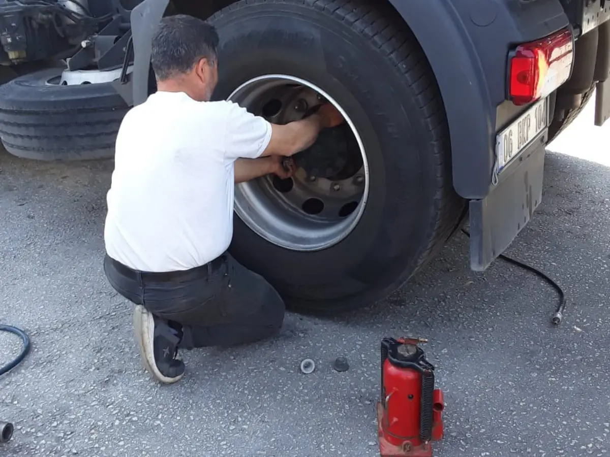 Süloğlu Oto Lastikçi